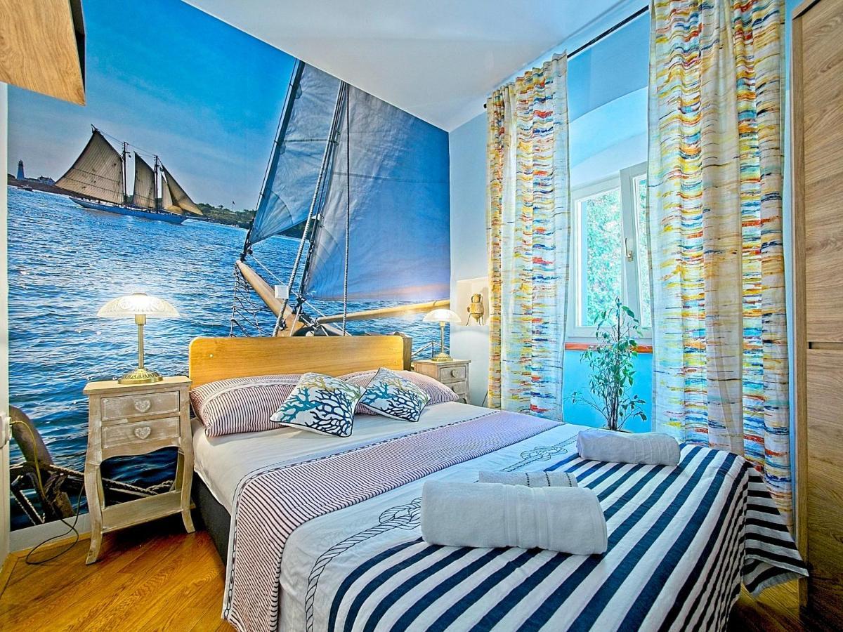 Nina Apartment Split Luaran gambar