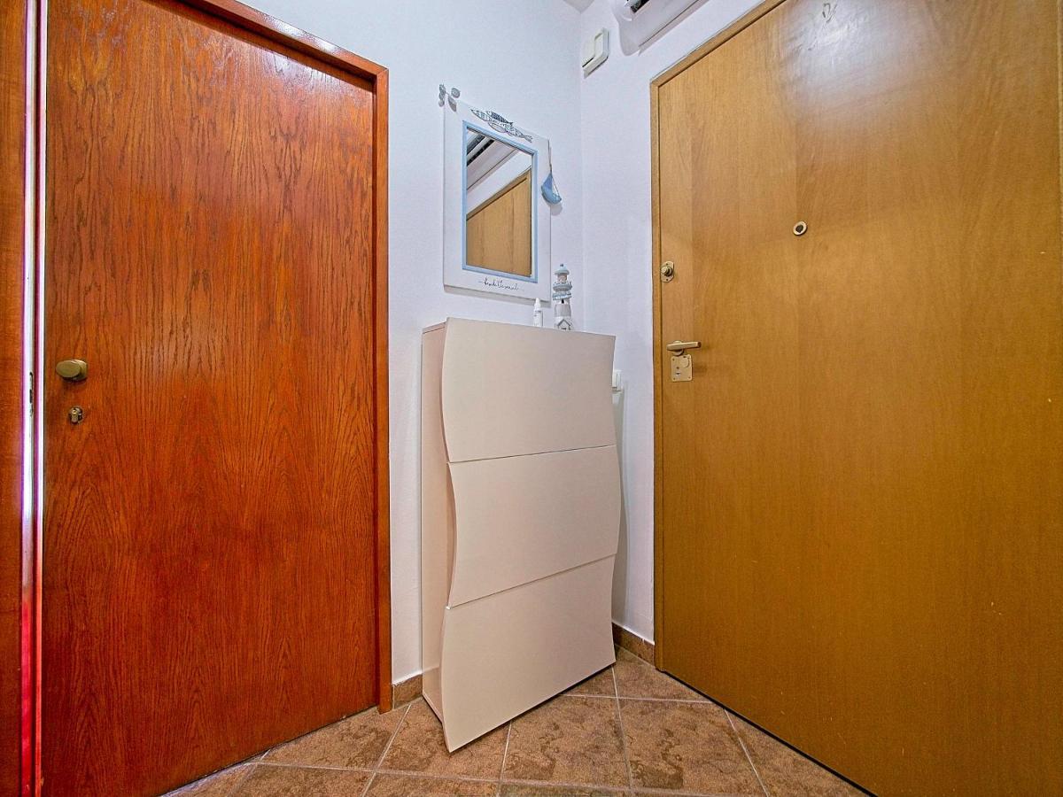 Nina Apartment Split Luaran gambar