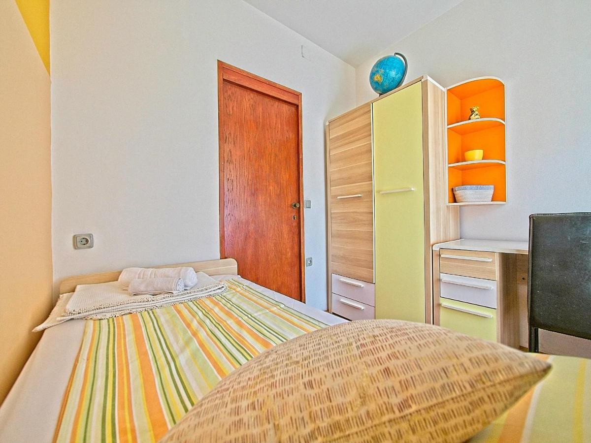 Nina Apartment Split Luaran gambar